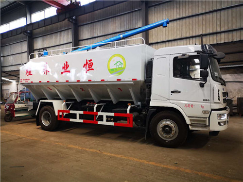 恒業(yè)養(yǎng)殖訂購(gòu)陜汽20方散裝飼料運(yùn)輸車(chē)已完工，準(zhǔn)備發(fā)車(chē)