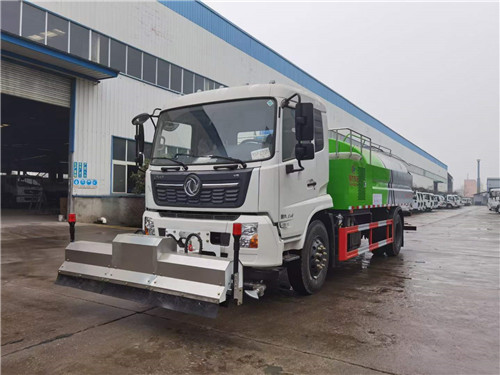 國六東風(fēng)天錦路面清洗車，路面清洗專家