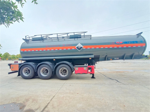 24方腐蝕性物品罐式運(yùn)輸半掛車(chē)推薦