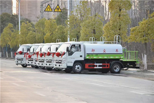 4.5方藍(lán)牌灑水車(chē),福田小卡之星3車(chē)型推薦
