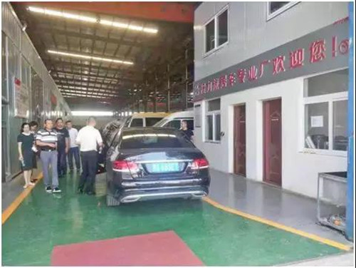 武漢天河機(jī)場(chǎng)孟總對(duì)軍運(yùn)會(huì)專用接待乘用車定制改裝提了一些期望，要求中標(biāo)方在生產(chǎn)改裝中，提高認(rèn)識(shí)，嚴(yán)格標(biāo)準(zhǔn)，重視質(zhì)量，向北京奧運(yùn)會(huì)專用車的標(biāo)準(zhǔn)看齊，將此項(xiàng)訂單當(dāng)成一項(xiàng)政治任務(wù)來完成，以滿足國(guó)賓級(jí)的乘用要求。