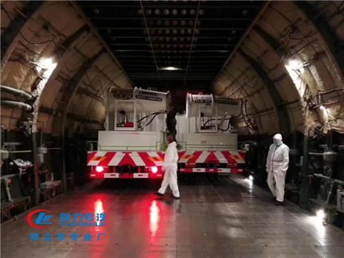 程力集團(tuán)彰顯大企風(fēng)范，八天交付45臺(tái)東風(fēng)天錦抑塵車出口阿聯(lián)酋！