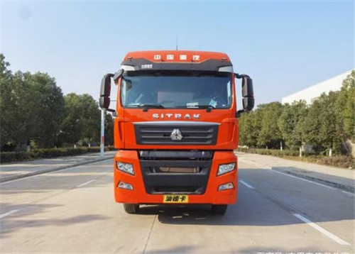 國(guó)六9米6重汽汕德卡肉鉤冷藏車(chē) (3).jpg