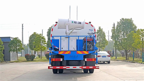 福田時代領(lǐng)航ES7小三軸18方抑塵車 福田時代領(lǐng)航ES7小三軸18方抑塵車