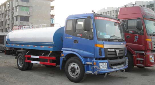 歐曼單橋?yàn)⑺? />
                      </div>
                      <div   id=