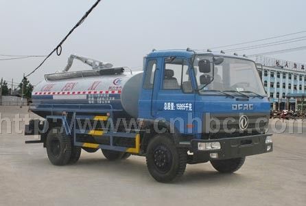 國四東風153吸糞車