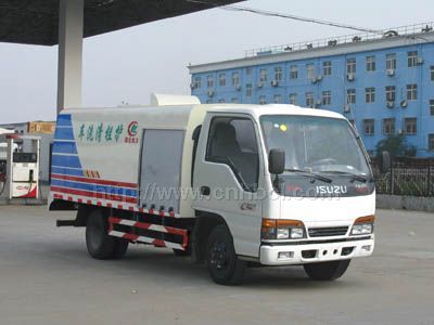 國(guó)4慶鈴五十鈴護(hù)欄清洗車(chē)